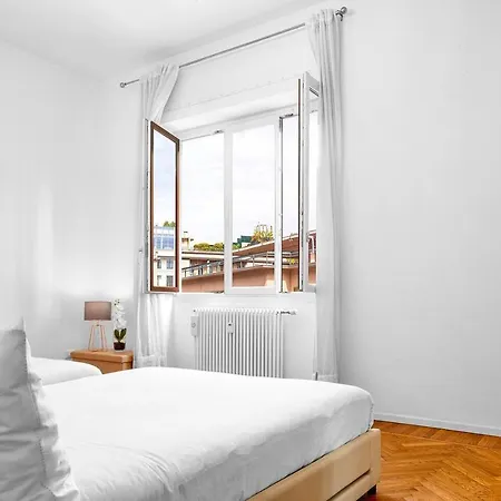 3 Bedrooms Apartment